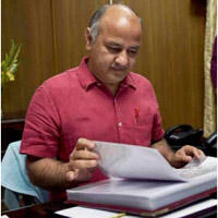 Delhi Govt Rolls Back VAT On Textiles, Footwear