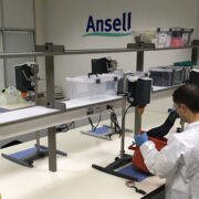 BeyondBound Welcomes Winter With Its New AeroShield Jacket And FadeFlow Ombre Leggings