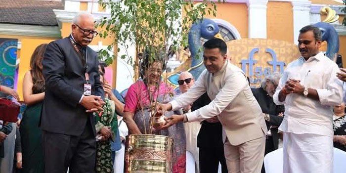 IFFI 2025 Begins In Style With A Grand Historic Carnival Parade 3