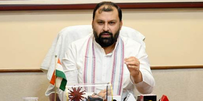 KVIC FY 2025-26 Data Shows Record Growth In Khadi Sales And Rural Employment Under PM Narendra Modi ‘Vocal For Local’ Vision